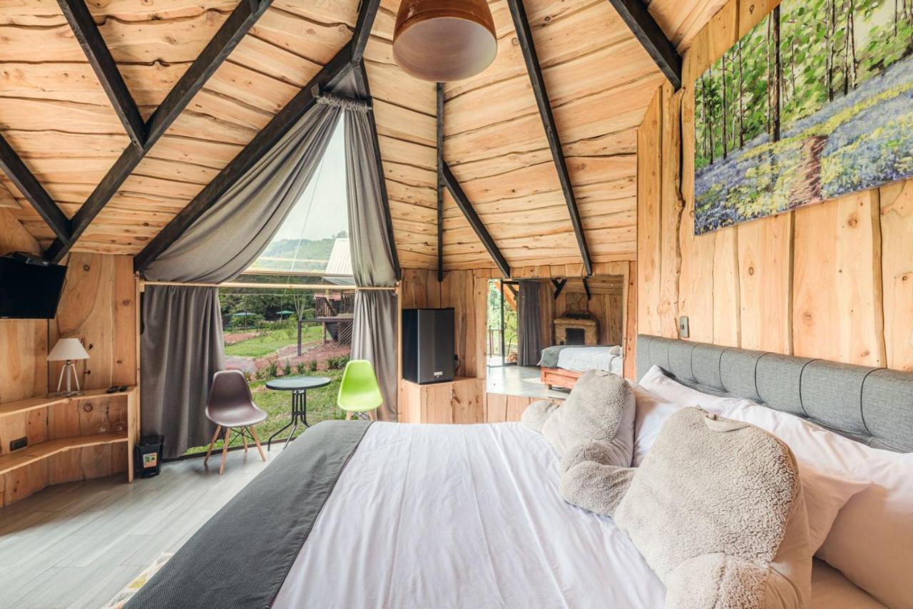 Hotel & Spa Escondite De La Montana Sabana Redonda Eksteriør billede
