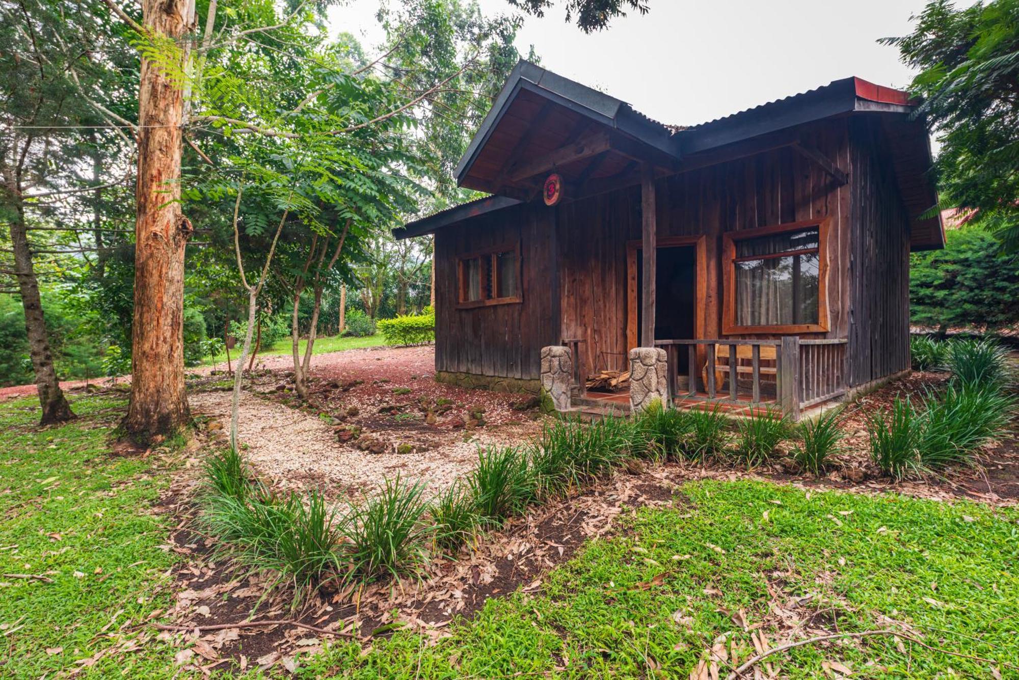 Hotel & Spa Escondite De La Montana Sabana Redonda Eksteriør billede